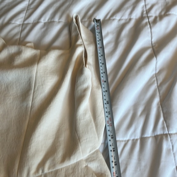 WILFRED 
Écoulement Jumpsuit. Cream  color size 00 - Picture 13 of 16